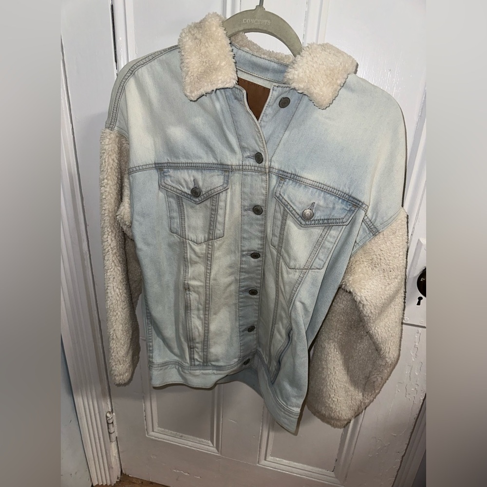 American Eagle Sherpa Jean jacket